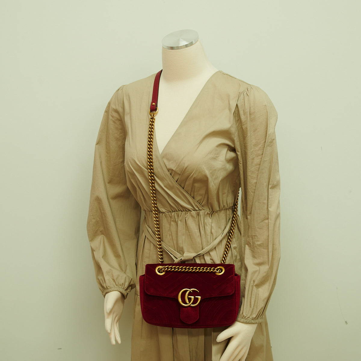 Gucci Marmont Velvet Crossbody Bag Red Small