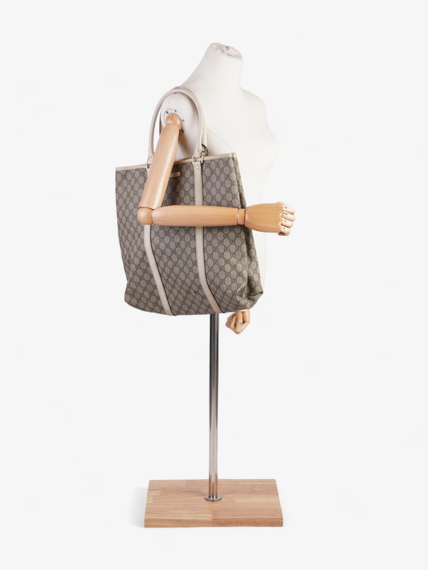 Gucci Supreme Tote And Ebony Supreme Coated Canvas Beige Shoulder Bag