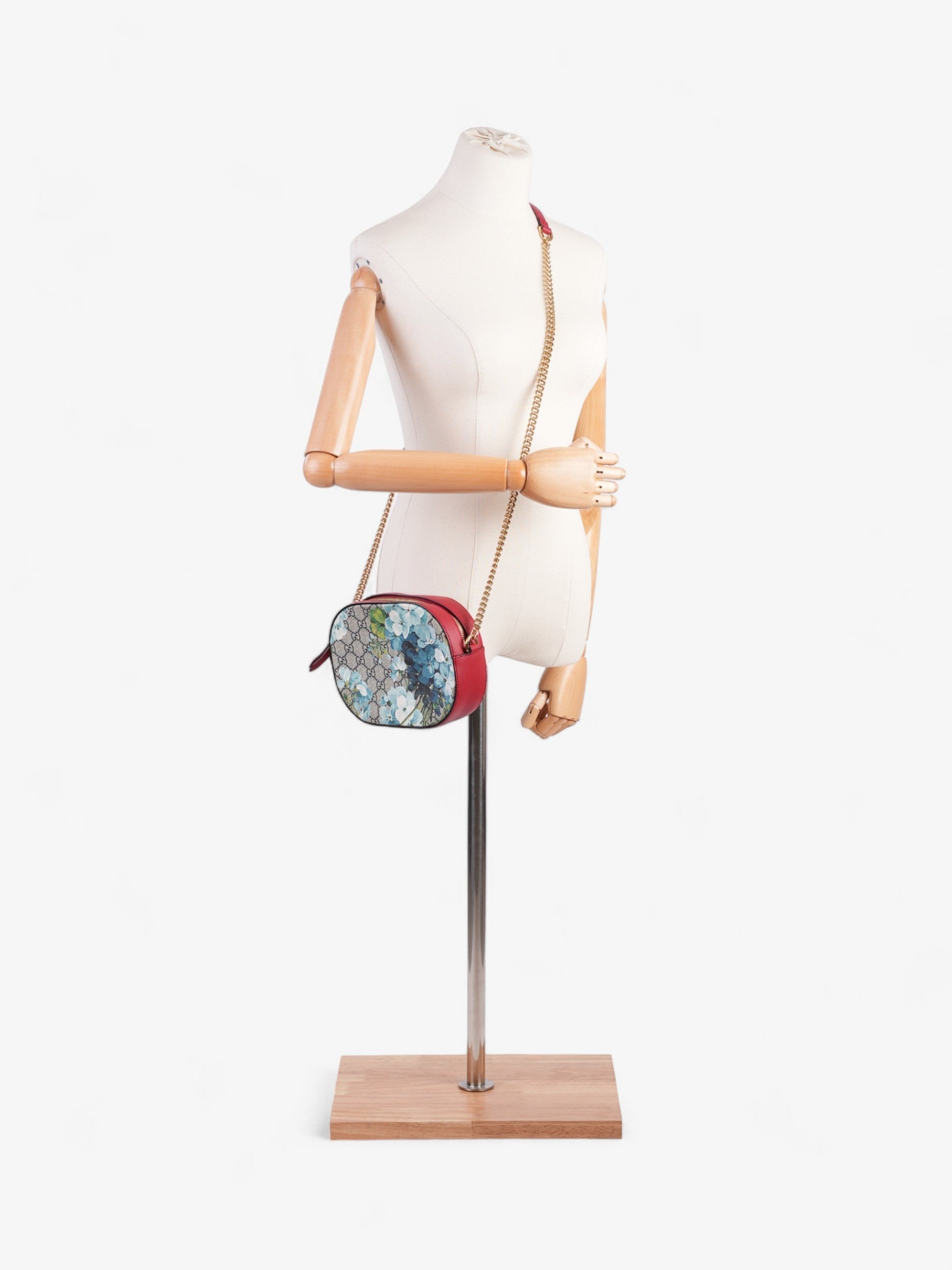 Gucci Blooms Chain Bloom Supreme Hibiscus Coated Crossbody Canvas Red Crossbody Bag