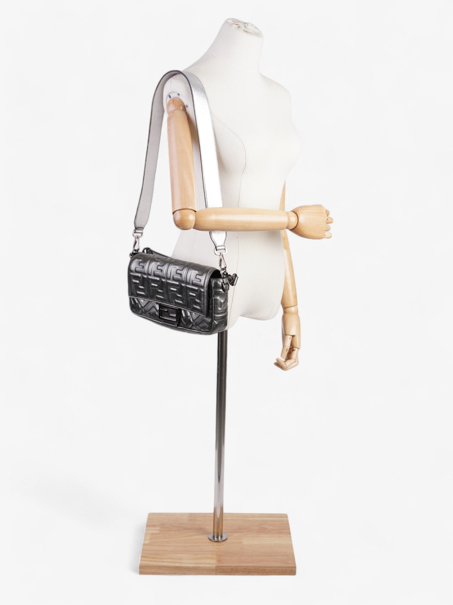 Fendi Baguette Metallic Shoulder Bag Leather Lambskin Medium