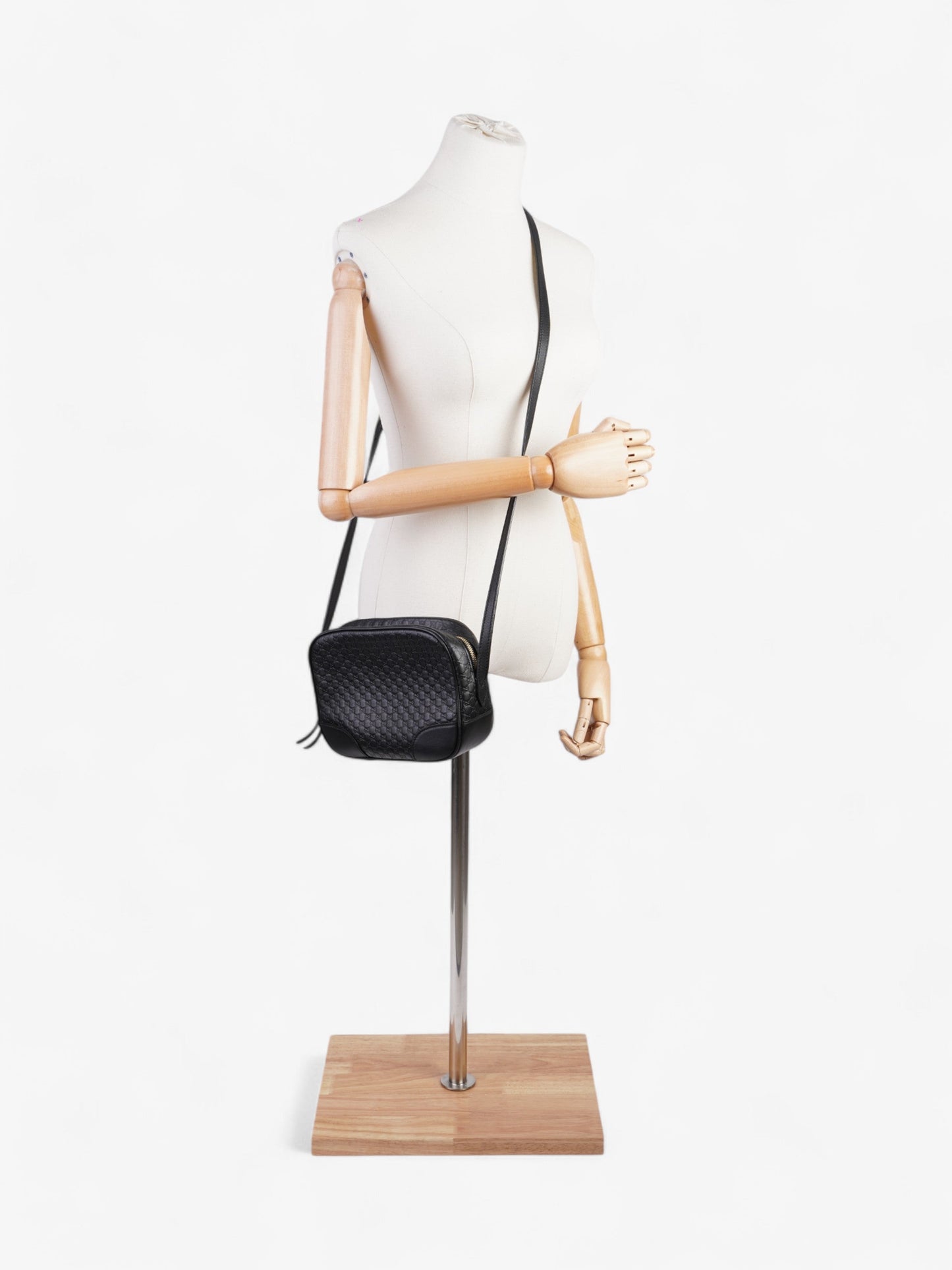 Gucci Bree ssima Shoulder Bag Leather Black