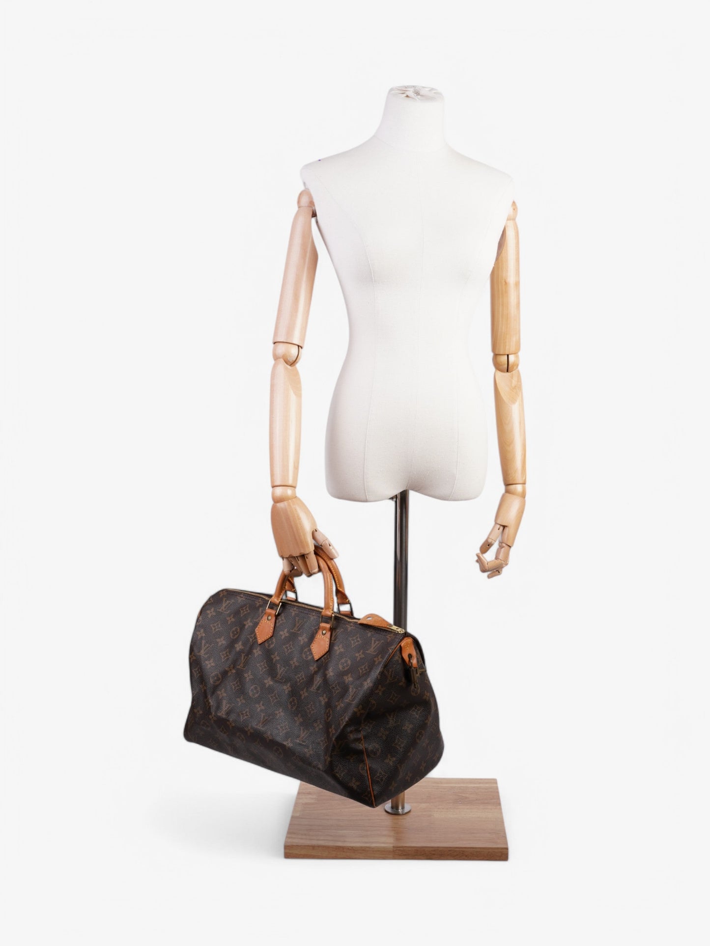 Louis Vuitton Speedy Coated 40 Monogram Canvas Coated Canvas Apparel Canvas 224