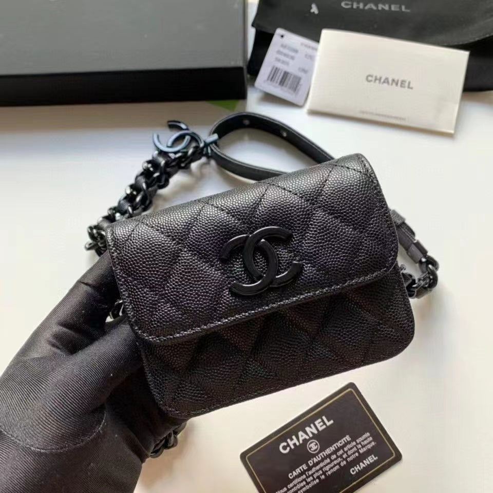 CHL Classic 5.1in 13cm Black Flap Handbag