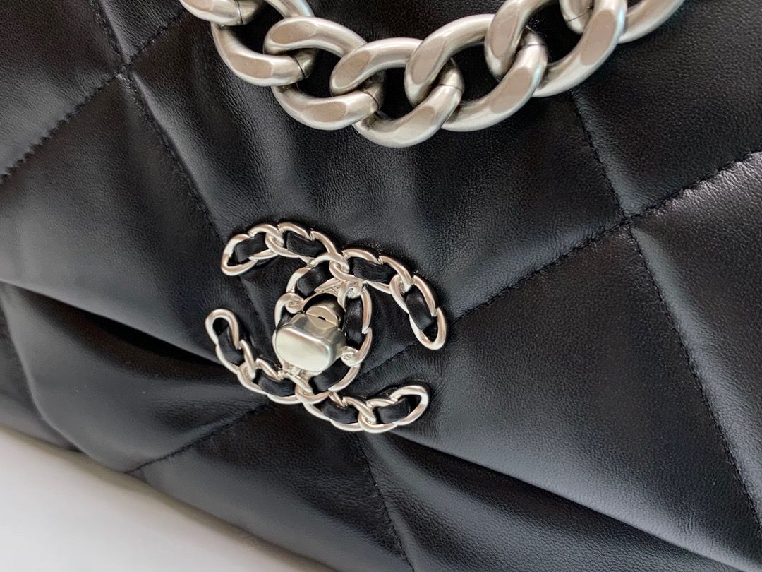 CHL Classic 10in 26cm Black Flap Handbag