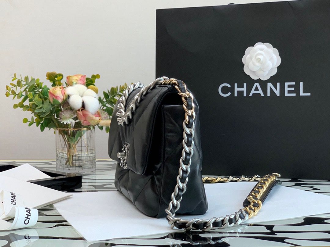 CHL Classic 10in 26cm Black Flap Handbag