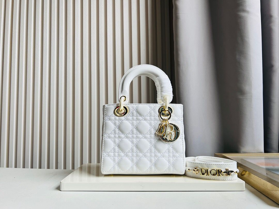 Lady Toned Hardware Cd Patent White Gold Small Travel Bag