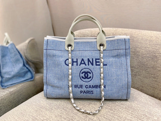 Chanel Deauville Tote Tweed Bag Fall Winter Collection Canvas White Tote Bag