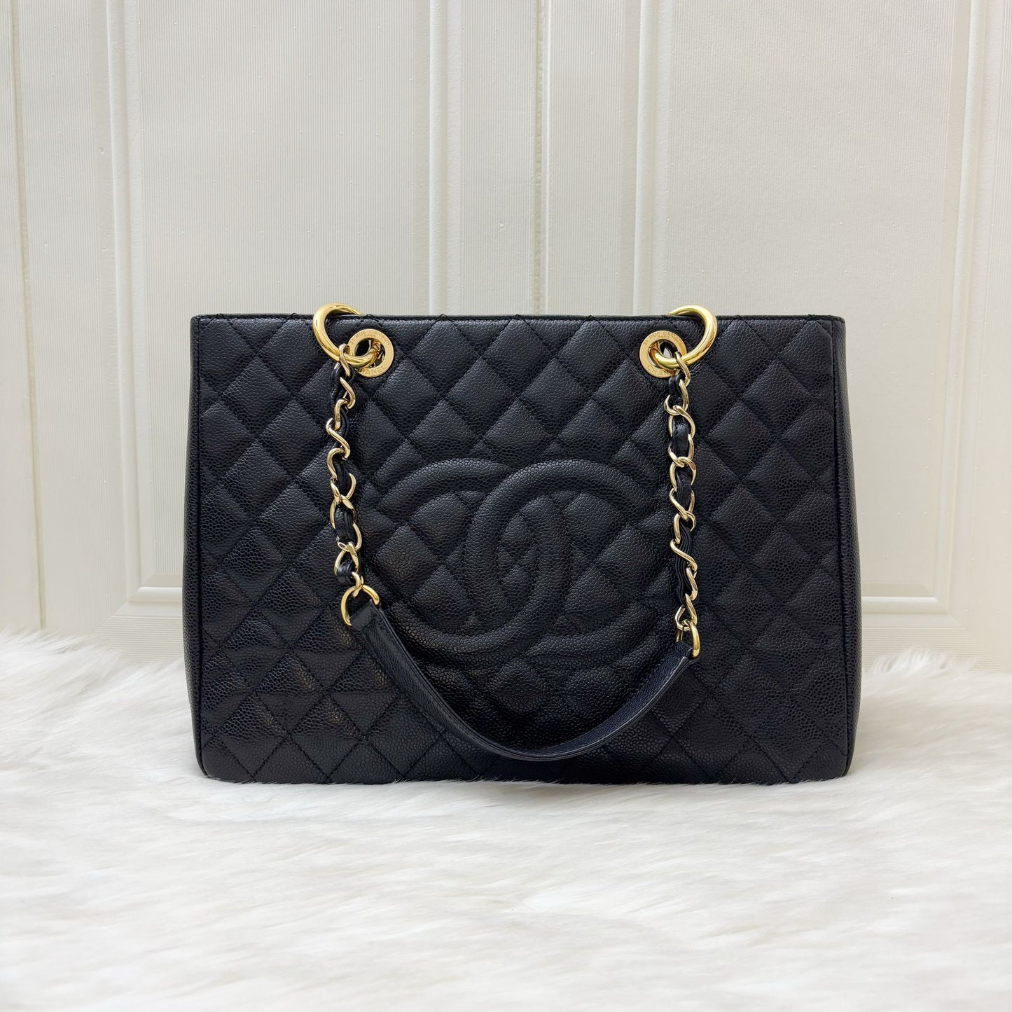 Grand Shopping Tote GST in Black Caviar and GHW Classic