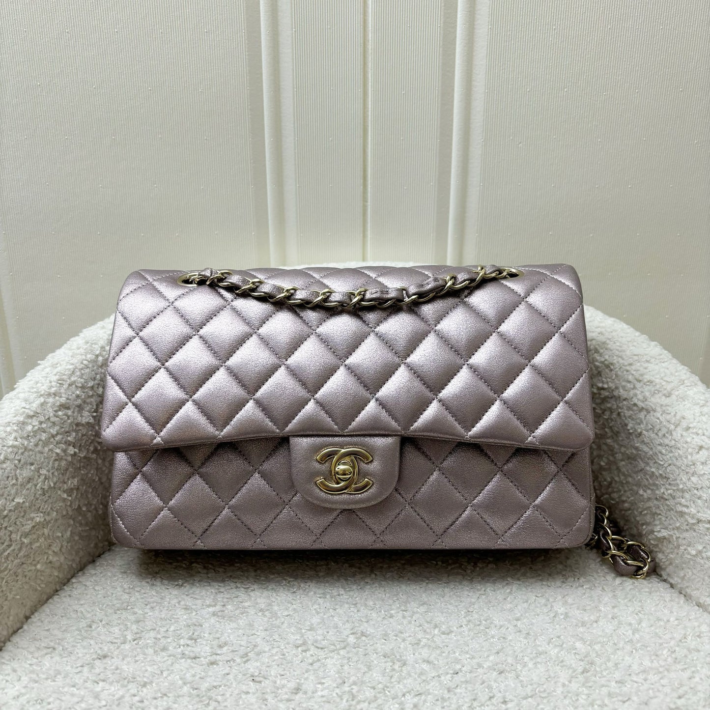 Chanel Medium Classic Flap CF in Metallic Pink Leather and LGHW Accessory