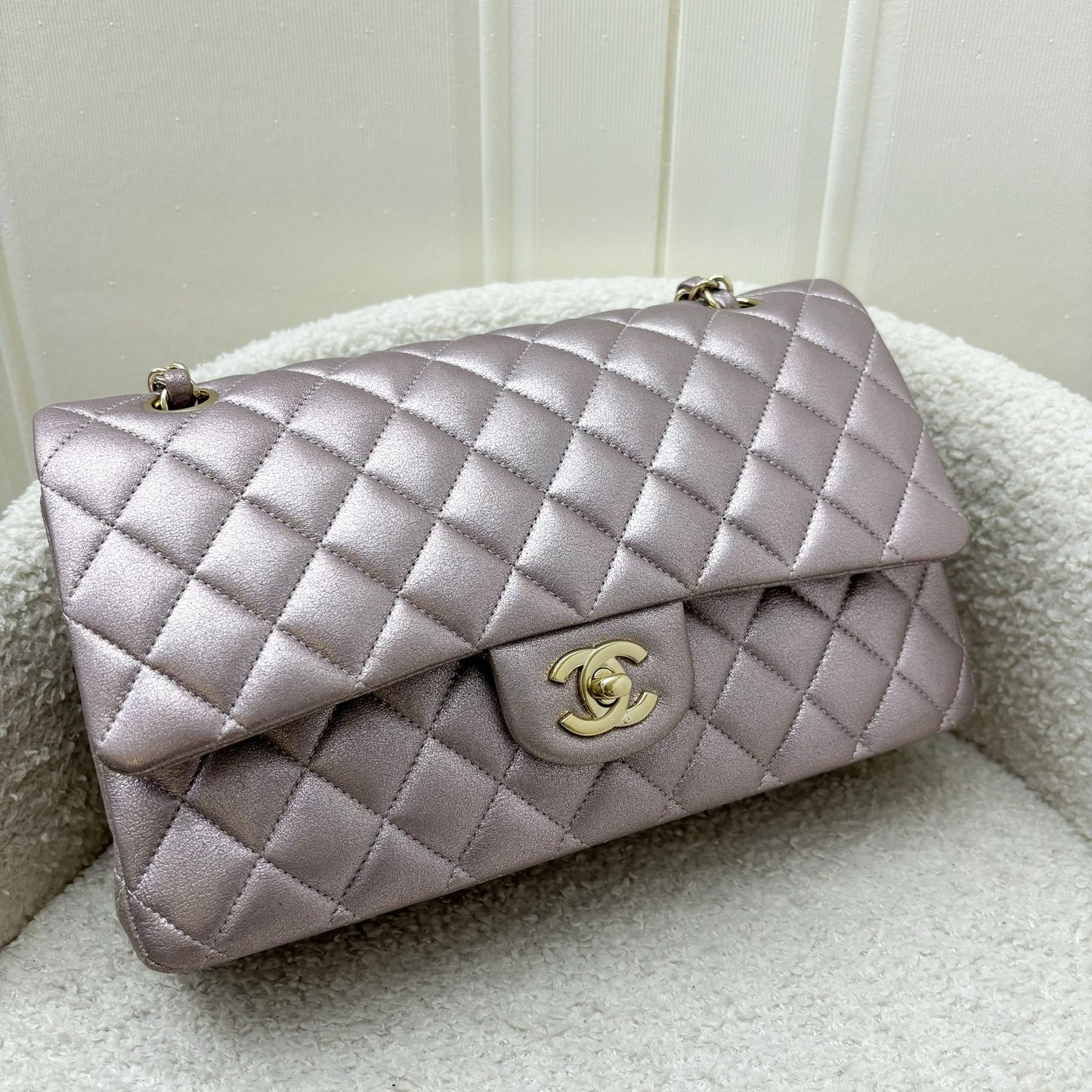 Chanel Medium Classic Flap CF in Metallic Pink Leather and LGHW Accessory