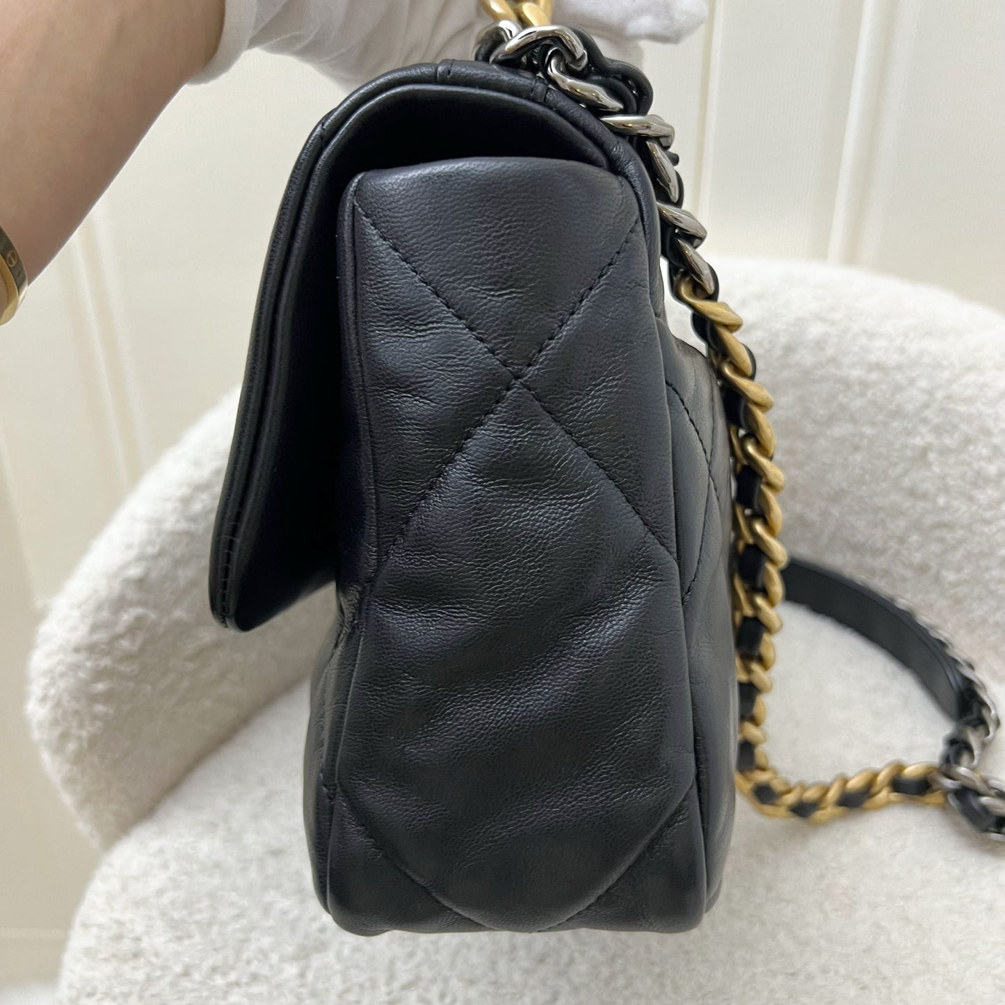 Chanel 19 Small Flap in Black Goatskin and 3-tone HW Accessory