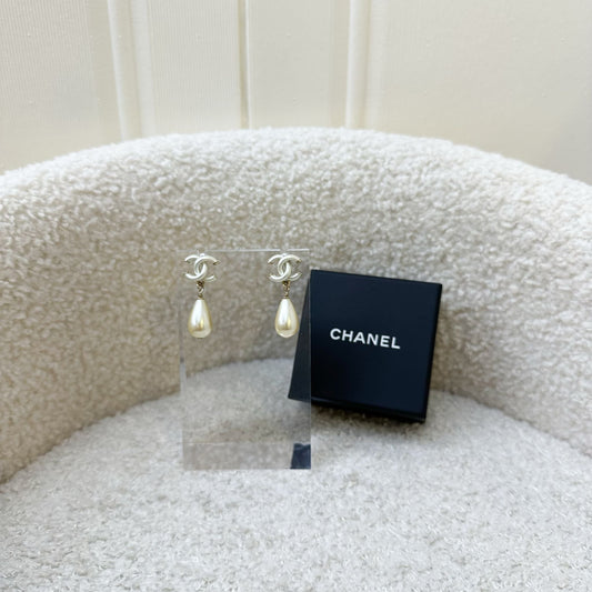 Chanel CC Logo Dangling Earrings with Teardrop Pearls in LGHW Jewelry