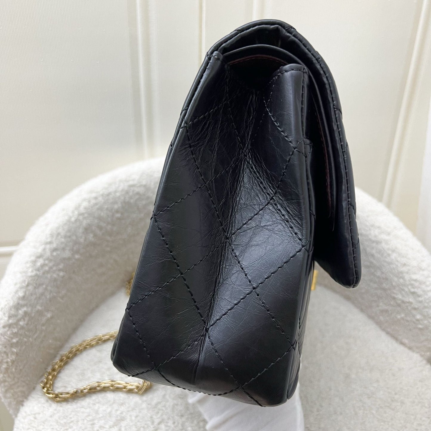 Chanel 2.55 Reissue 227 Flap in Black Distressed Calfskin and GHW Accessory