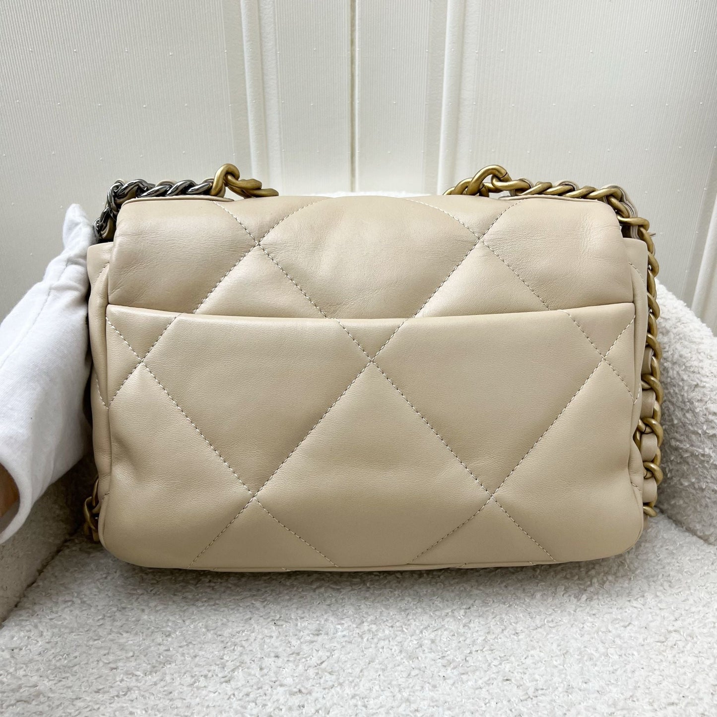 Chanel 19 Small Flap in Beige Lambskin and 3-Tone Hardware Accessory