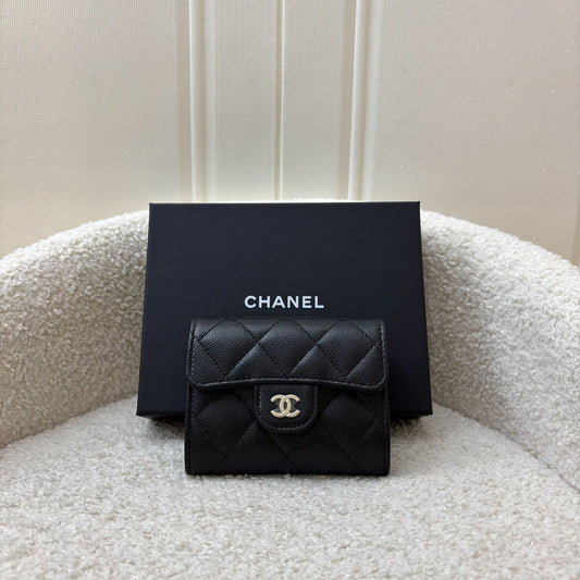 Chanel Classic XL Snap Card Holder in Black Caviar and GHW (Model: )