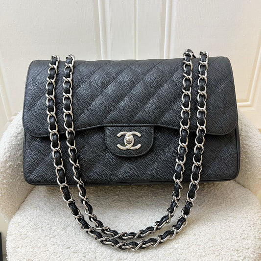 Jumbo Classic Flap DF in Black Caviar and SHW Accessory Classic