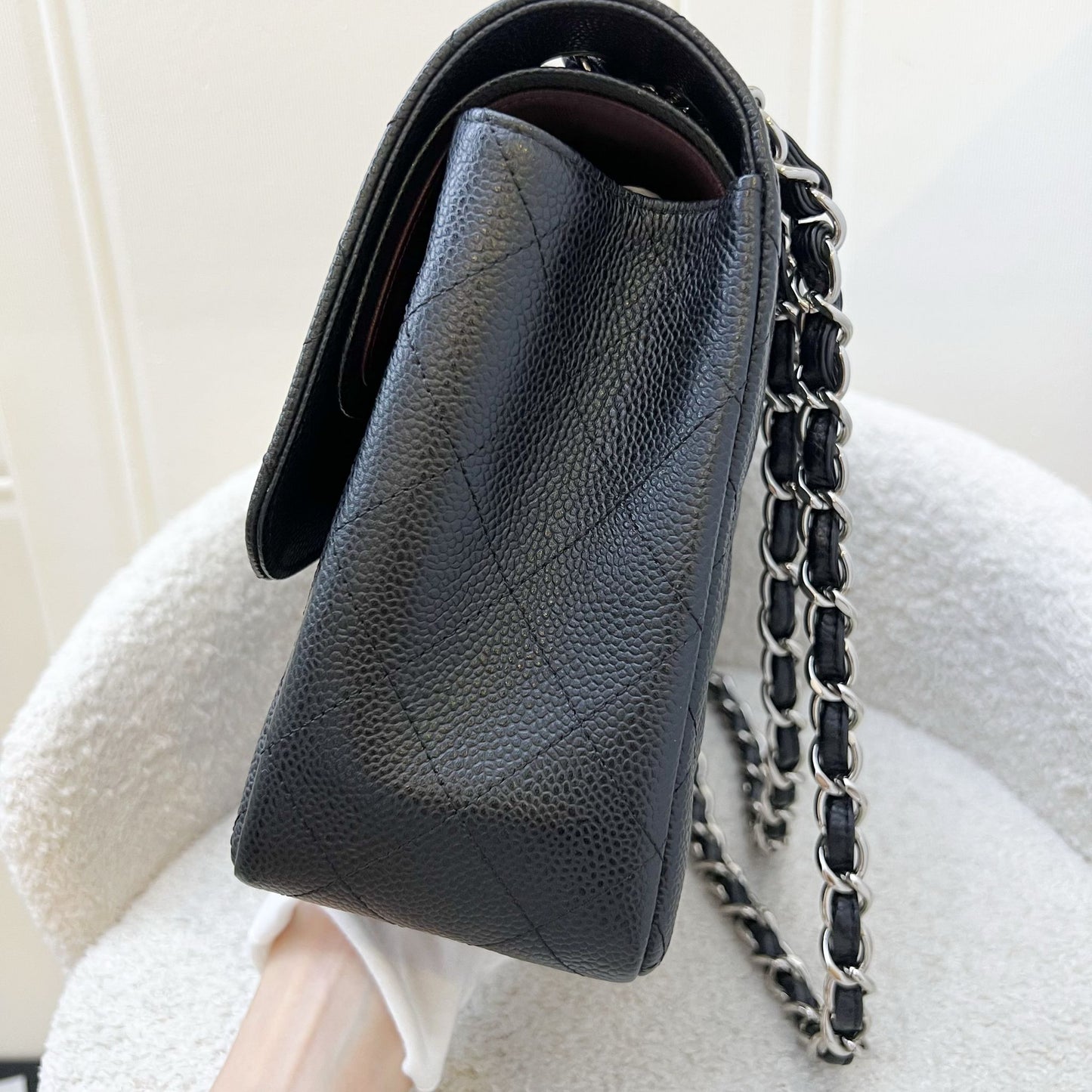 Jumbo Classic Flap DF in Black Caviar and SHW Accessory Classic