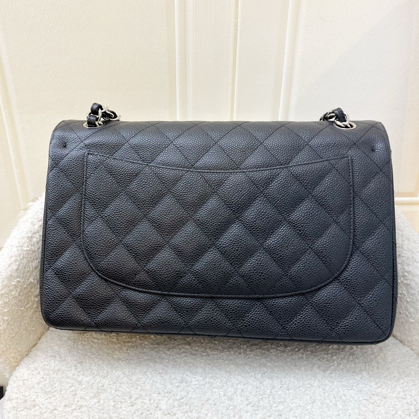 Jumbo Classic Flap DF in Black Caviar and SHW Accessory Classic