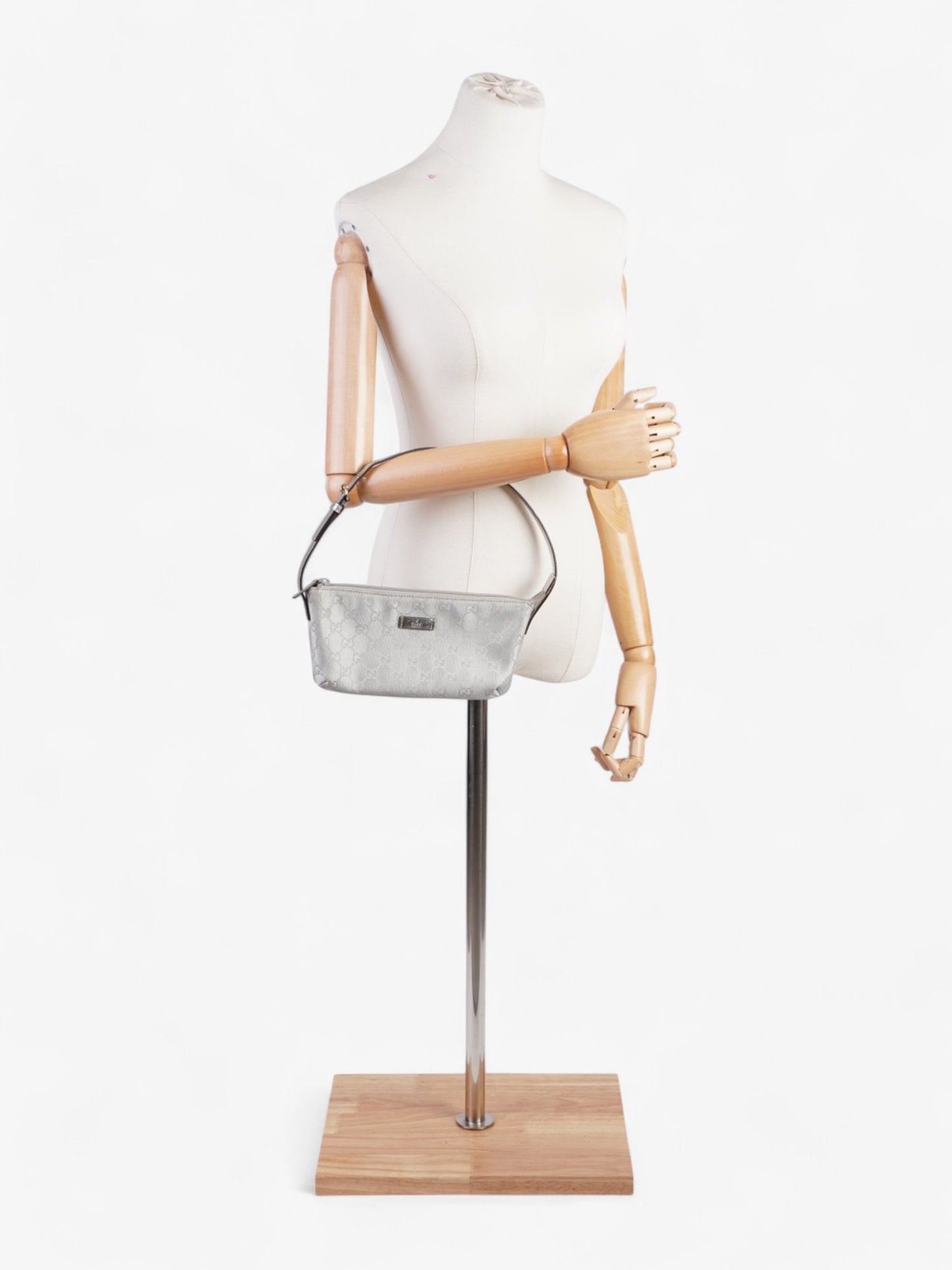 Gucci Boat Pochette Supreme Shoulder Bag Canvas Silver