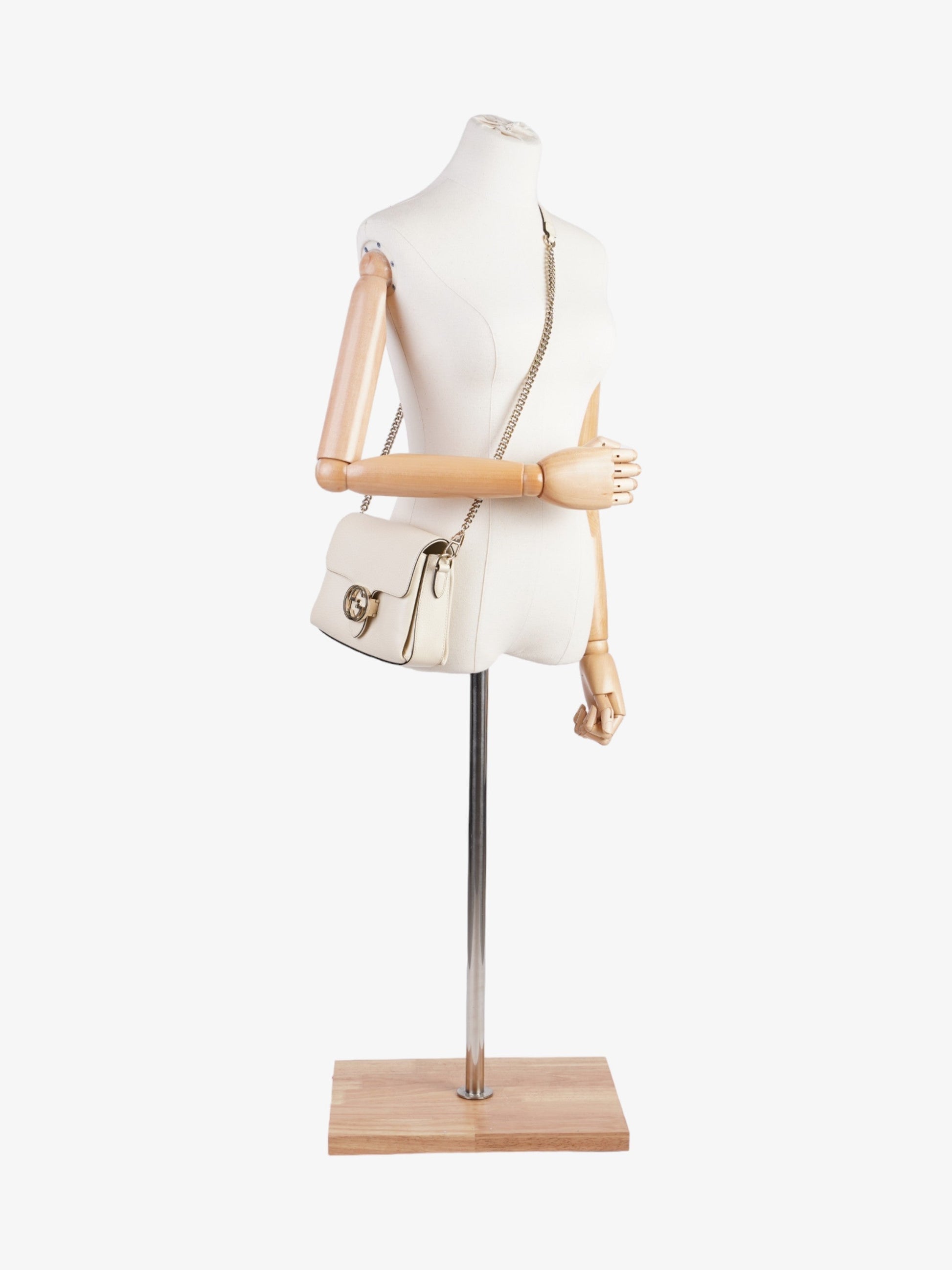 Gucci Interlocking Dollar Bag Leather White Crossbody Bag