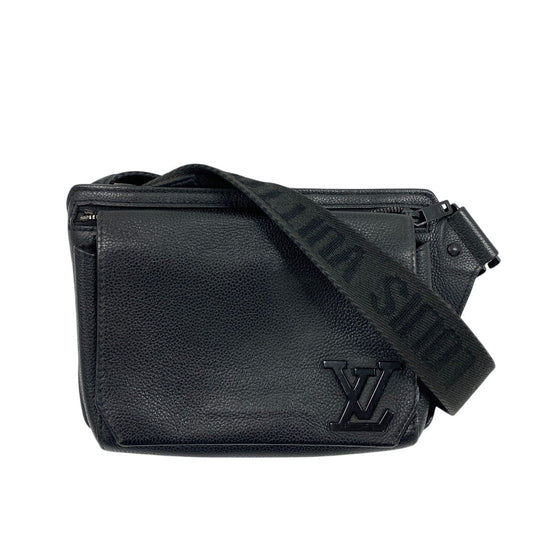 Louis Vuitton Sling M57081 Grain Aerogram takeoff Leather Black Crossbody Bag