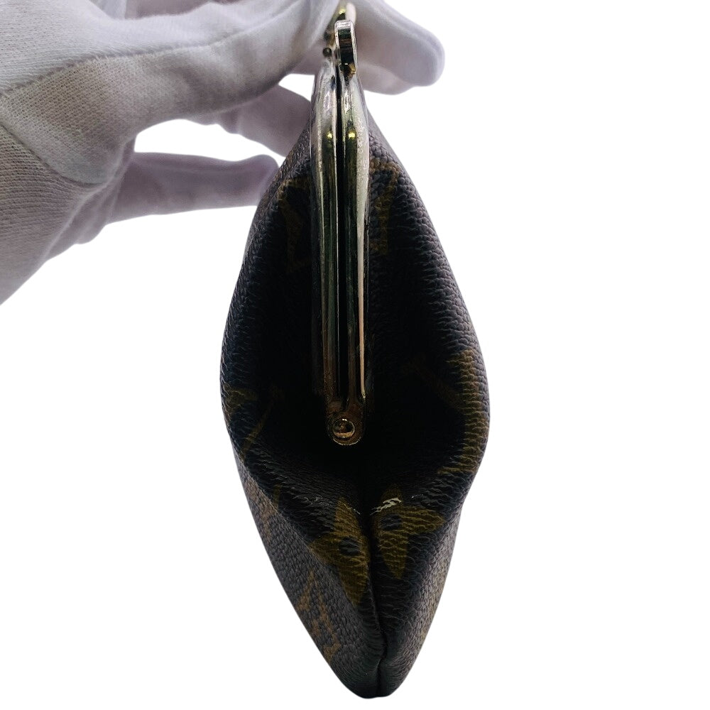 Louis Vuitton Pouch Monogram Brown Handbag