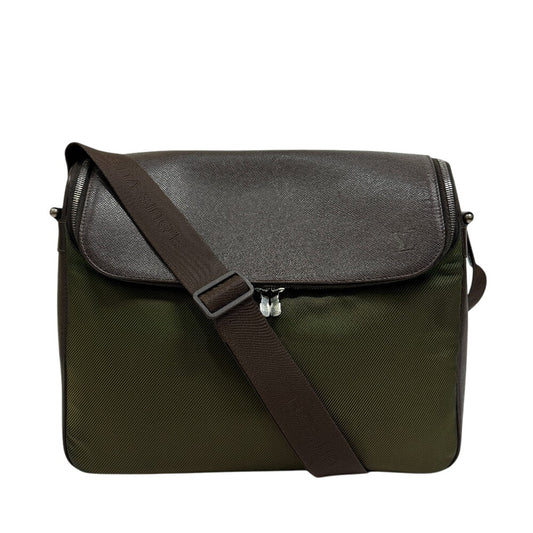 Louis Vuitton M30868 Taiga Thai meal Leather Nylon Green Khaki Shoulder Bag