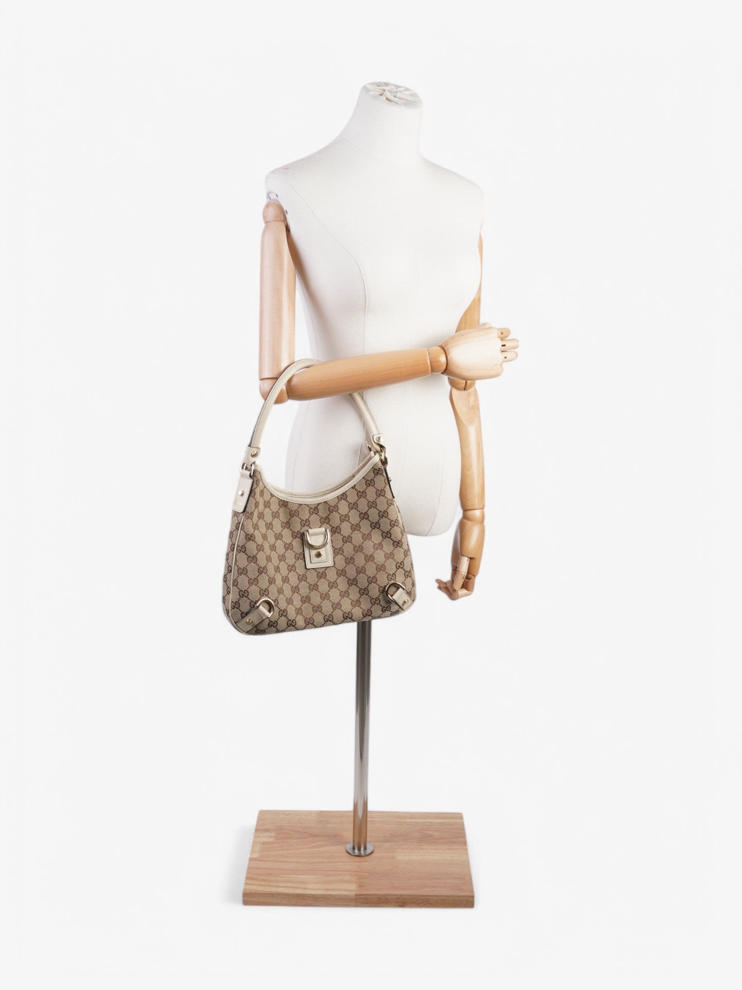 Gucci Abbey Ring Supreme Shoulder Bag Canvas White Jewelry
