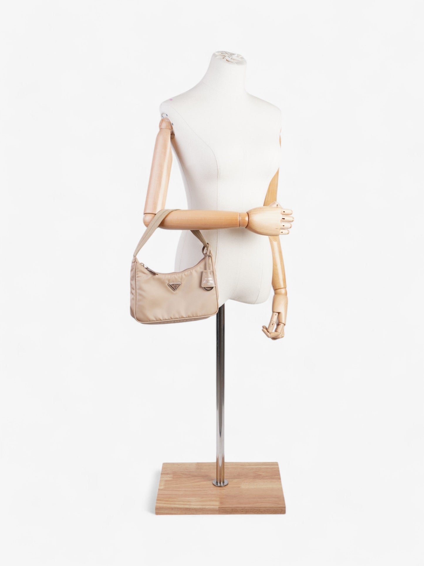 Prada Re Edition Shoulder Bag Nylon Beige 2000 Beige Nylon