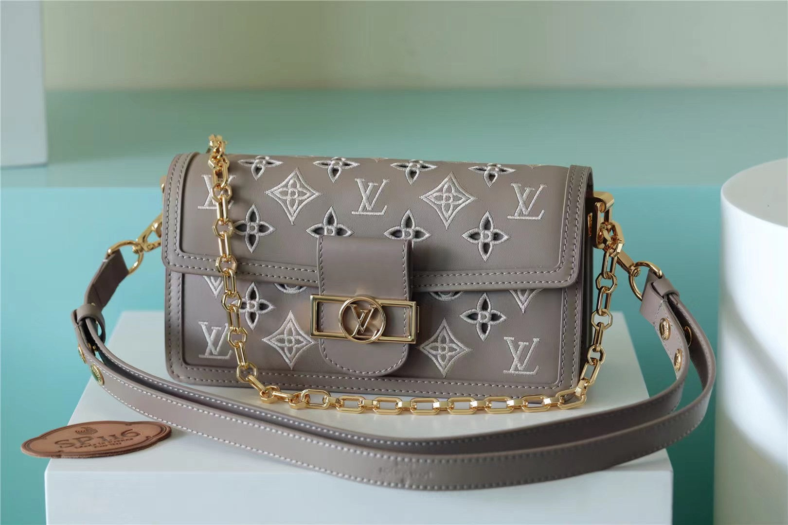 Top Quality Dauphine East West Khaki For Monogram Crossbody Bag