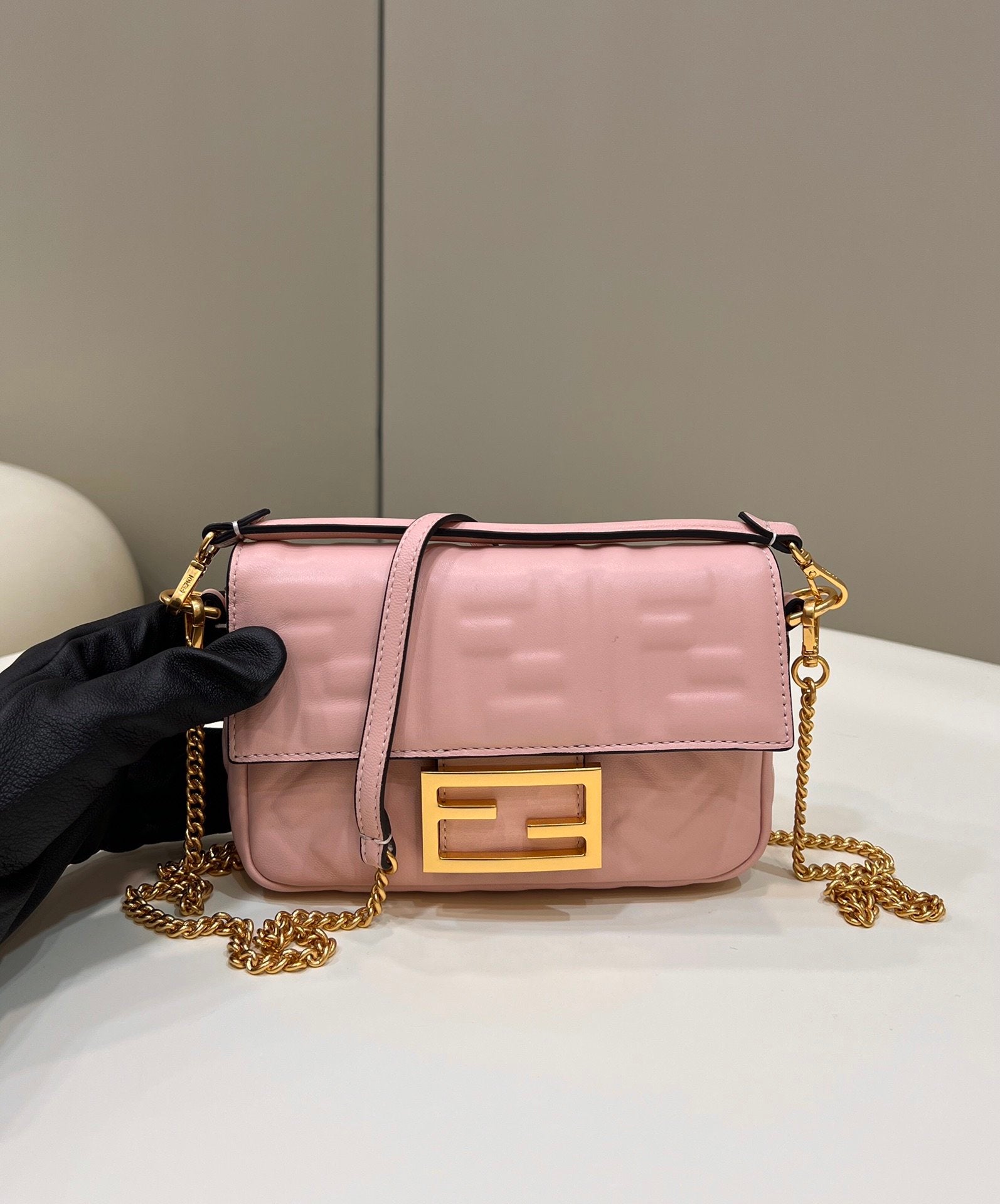 Fendi Top QualityTop Quality Baguette , Pink FF Crossbody Bag Ff 8Bs017