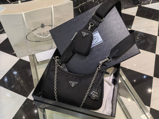 Prada Bolsa Re Edition Luxury Handbag Travel Bag