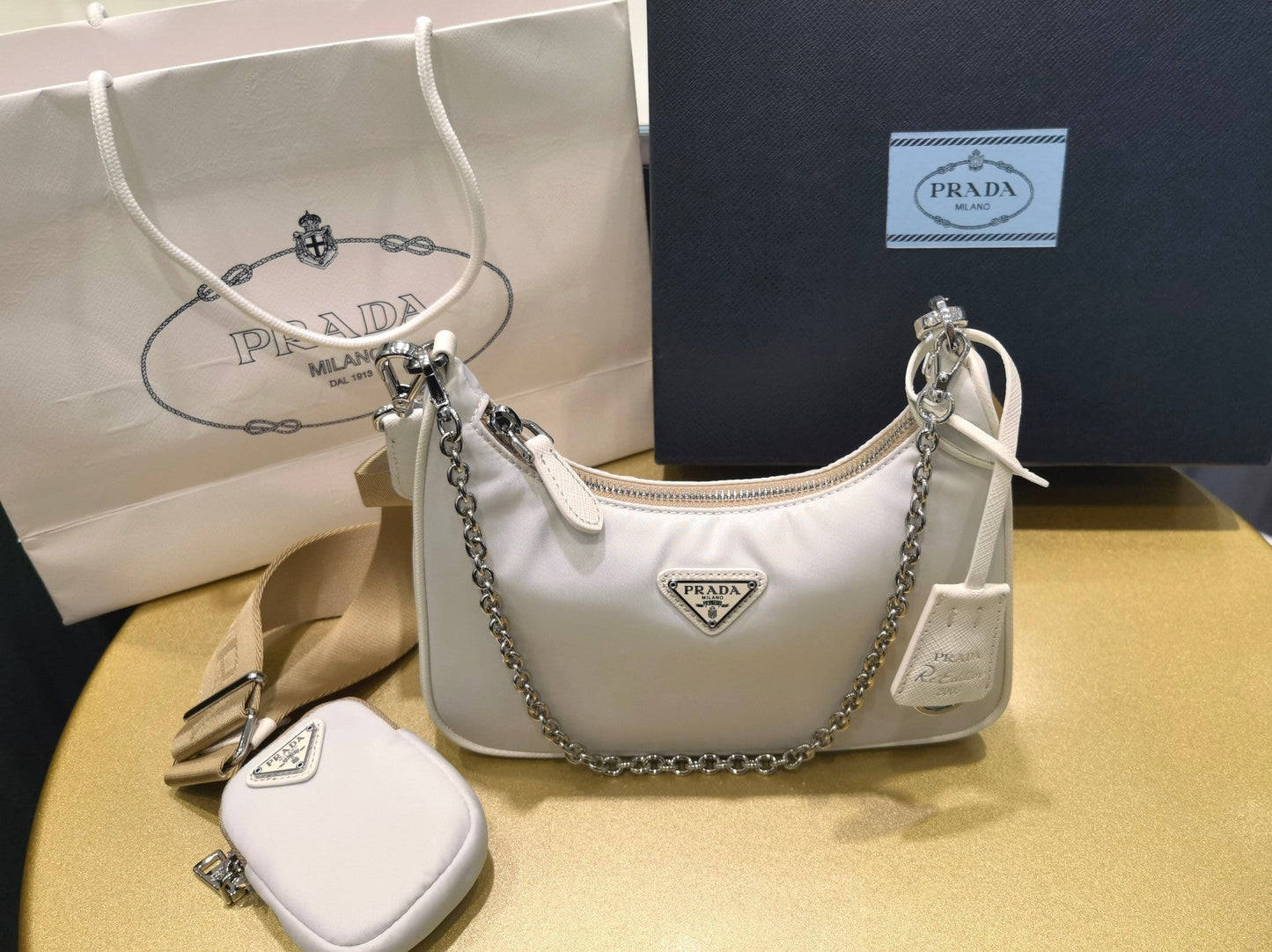 Prada Bolsa Re Edition Luxury Handbag Travel Bag