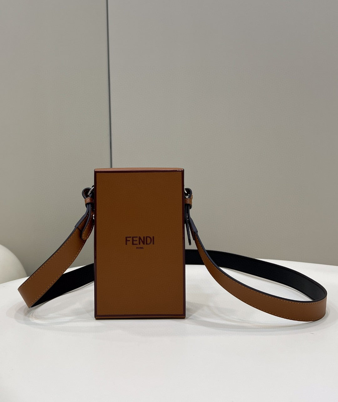 Top QualityTop Quality Vertical Box Brown Handbag