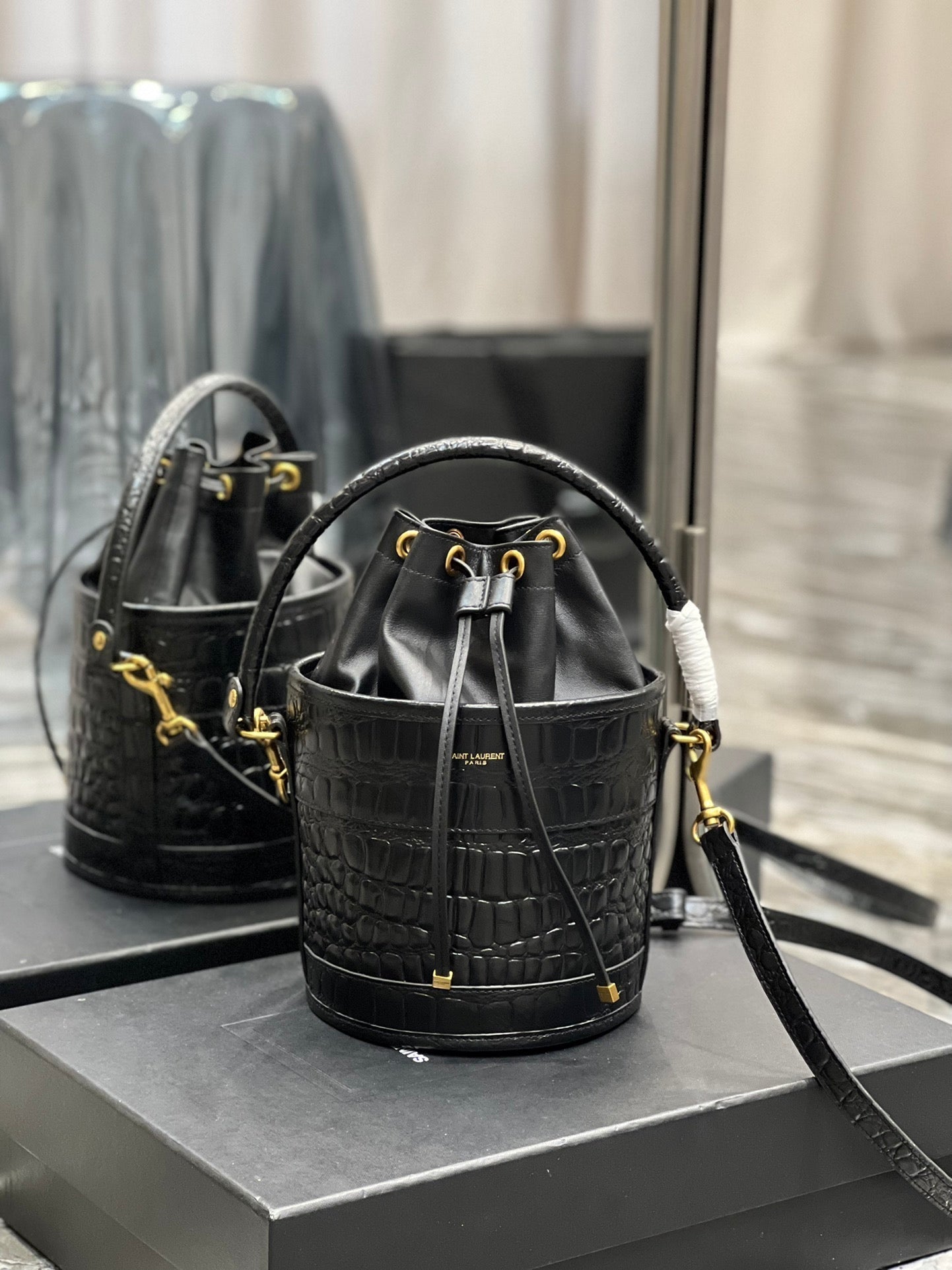 YSL Saint Laurent Ysl Saint Laurent Bahia Small Bucket Bag Black Ysl 6867332Us3W1000 8590
