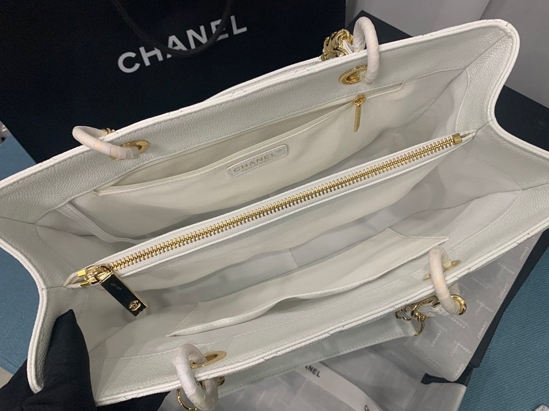 CHLTote Spring Collection Hardware 13in White Gold Jewelry