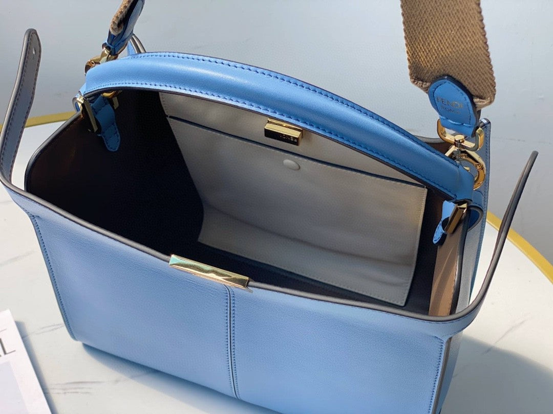 Top QualityTop Quality Peekaboo X-Lite Blue Medium Tote Bag