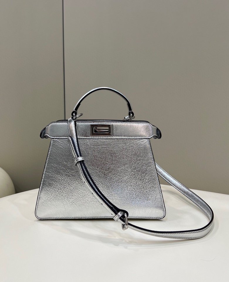 Peekaboo Silver 27Cm11In Small Travel Bag