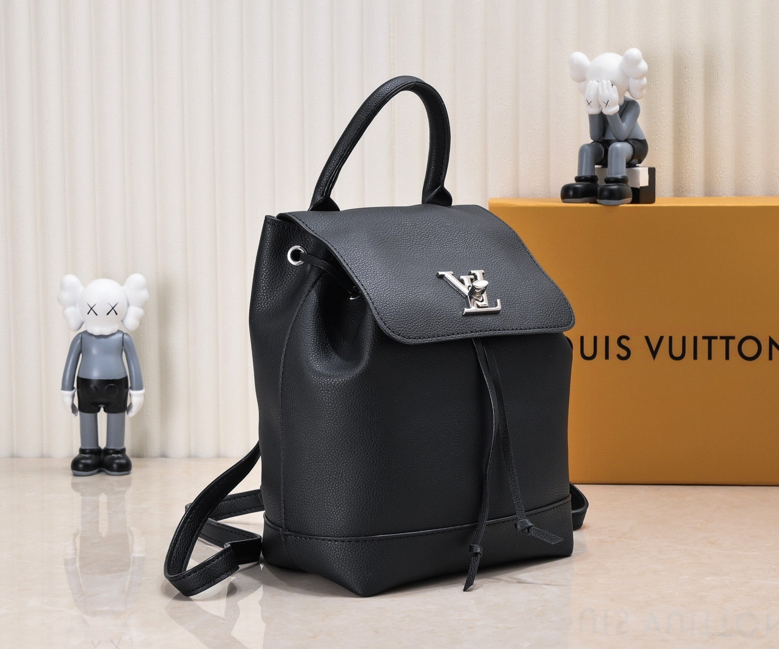 EN - Luxury LUV 808 Travel Bag