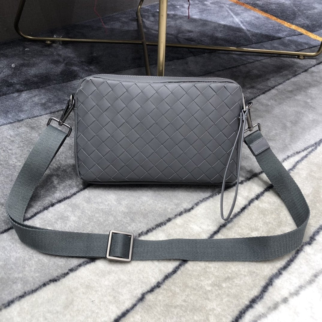 Top Quality Classic Intrecciato Gray For Women Travel Bag