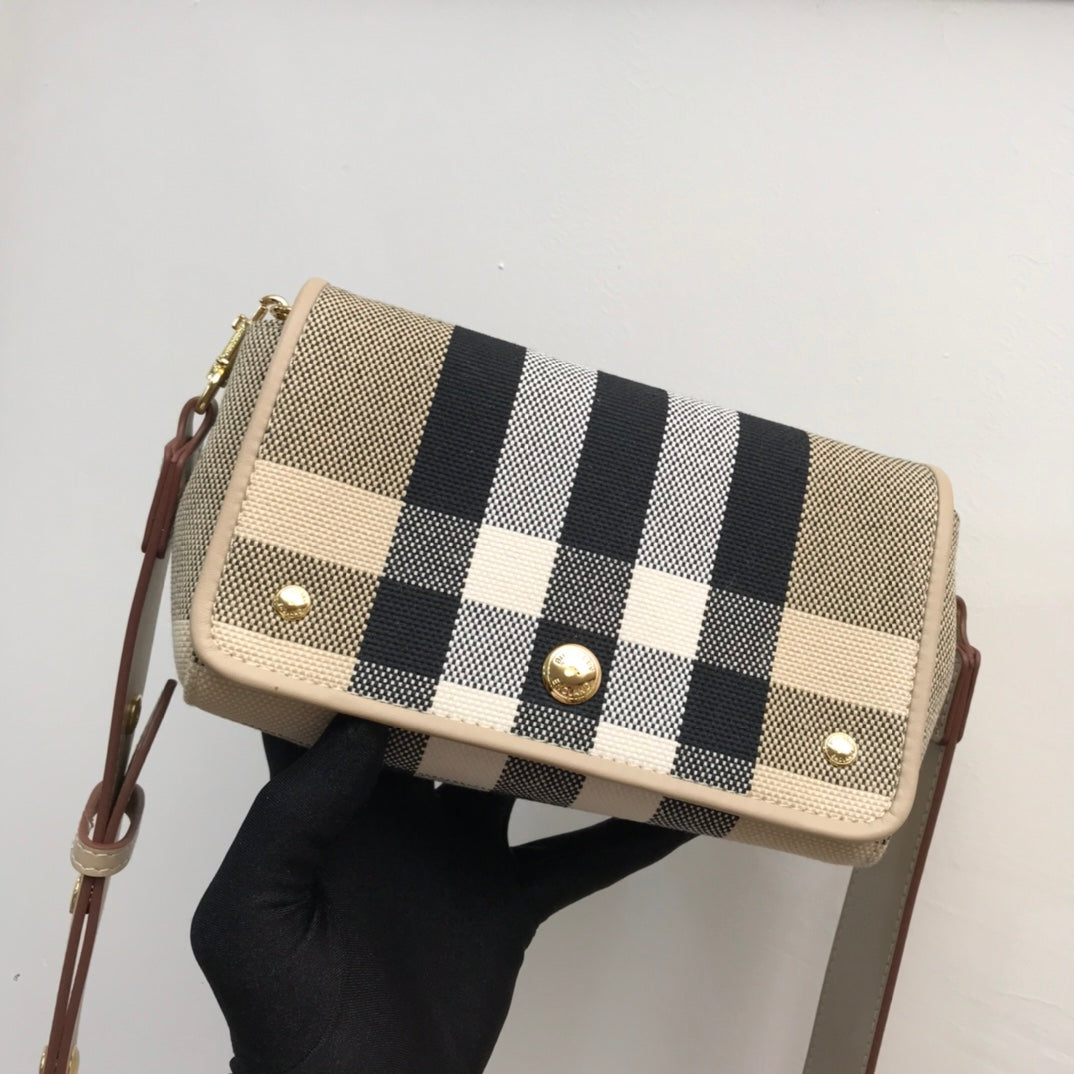 Top Quality Check And Crossbody Bag For Small