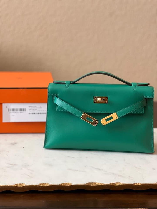 Hermes Kelly Pochette Vert Vertigo Swift Hardware Handbag Gold Travel Bag Payment 1