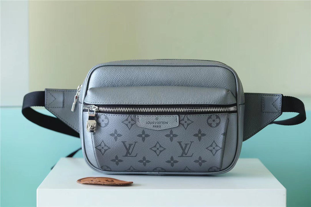 Top Quality Outdoor Bumbag Grey For Men Canvas Monogram Travel Bag