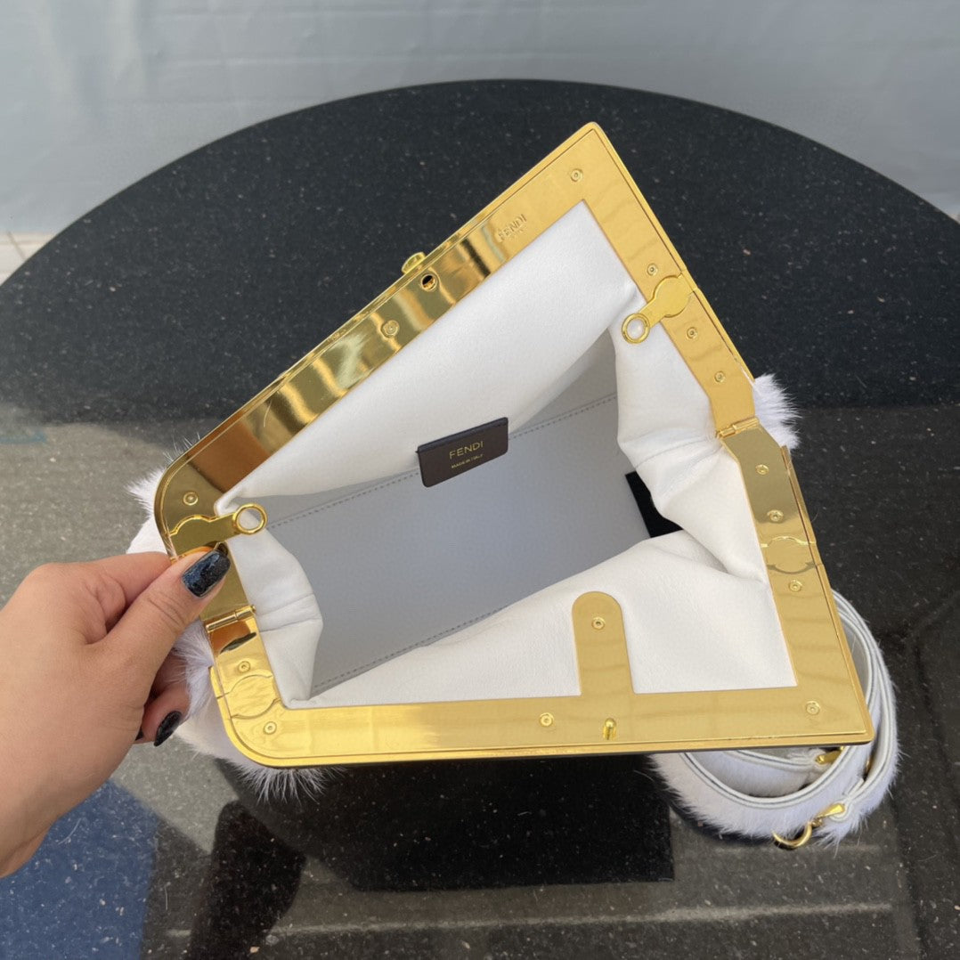 Top QualityTop Quality Top QualityTop White Medium Handbag