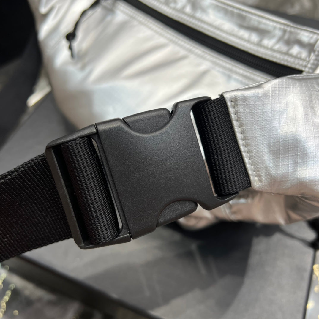 YSL Saint Laurent Nuxx Sliver , ’s 9.8in Crossbody Bag