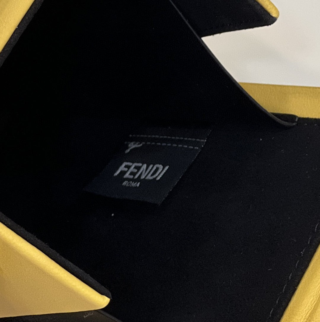 Vertical Box Yellow Rm Travel Bag