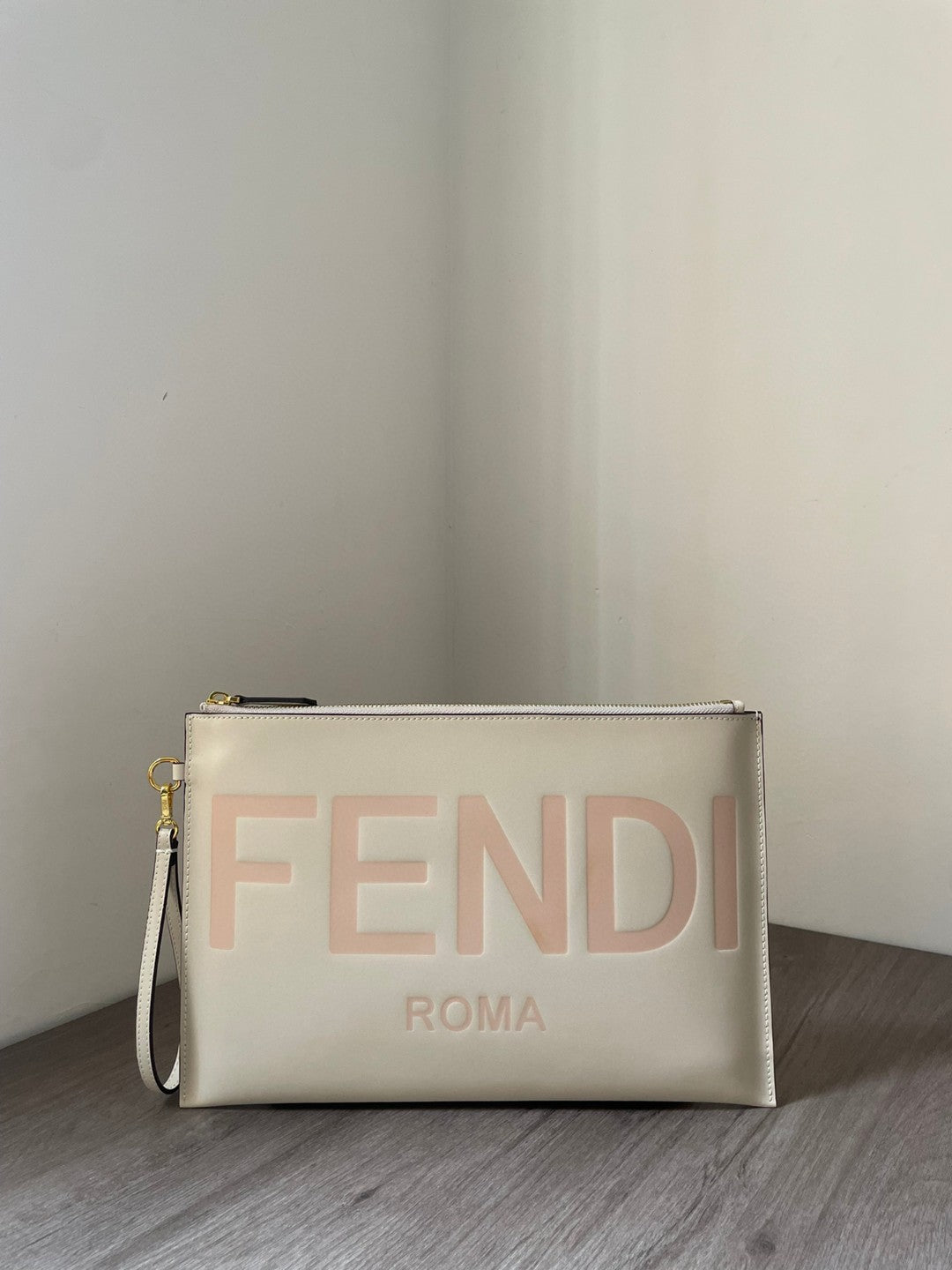 Top Pouch White Large Travel Bag