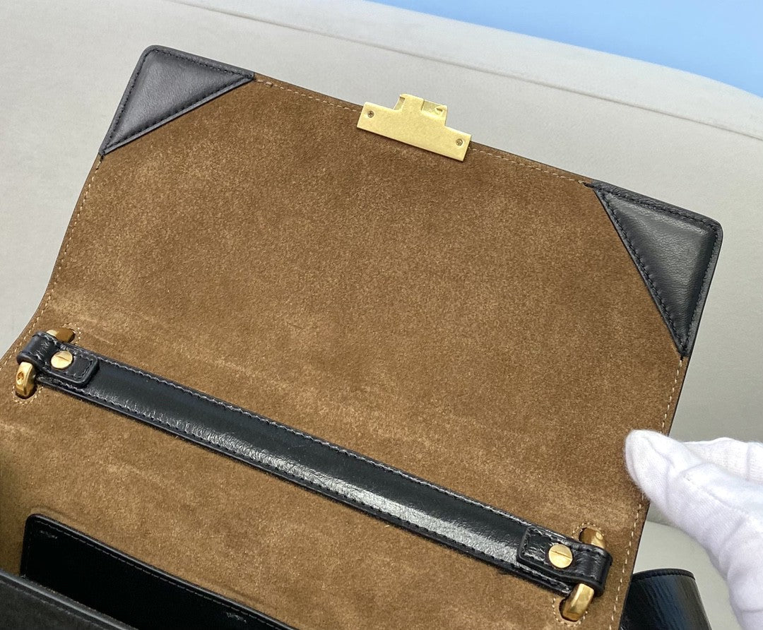 Top QualityTop Quality Kan U Black Small Handbag