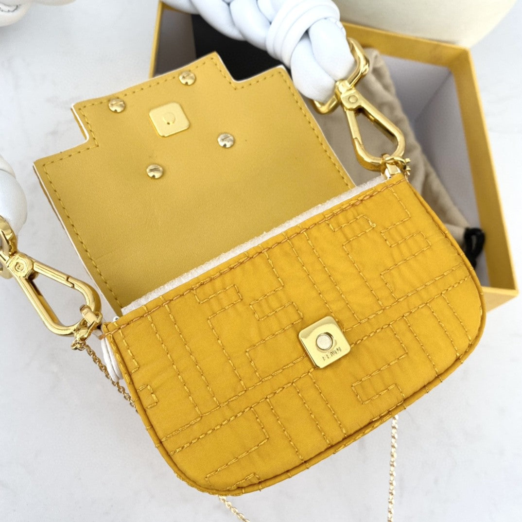 Nano Baguette Maxi Handle Yellow White Travel Bag