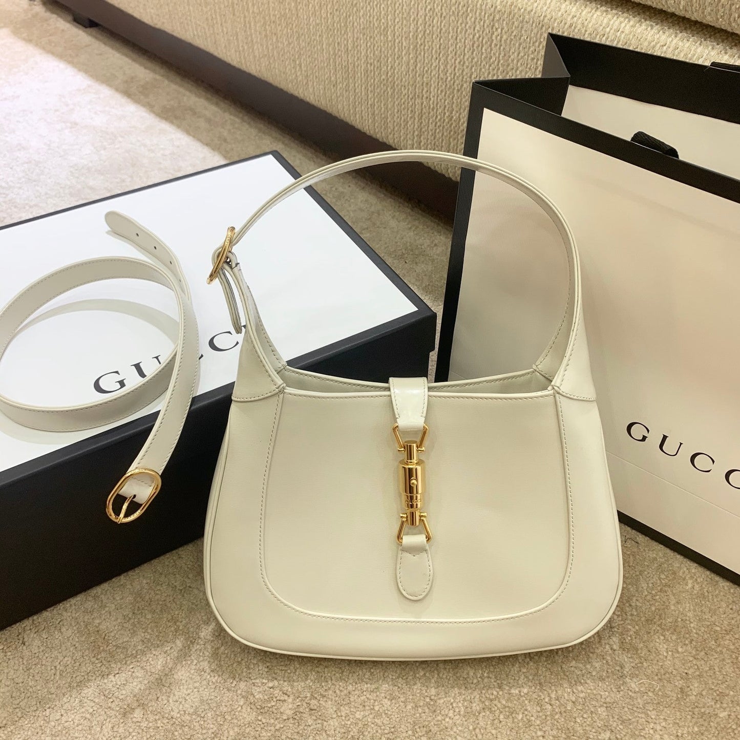 gg Jackie 10. 27. gg White Small Shoulder Bag
